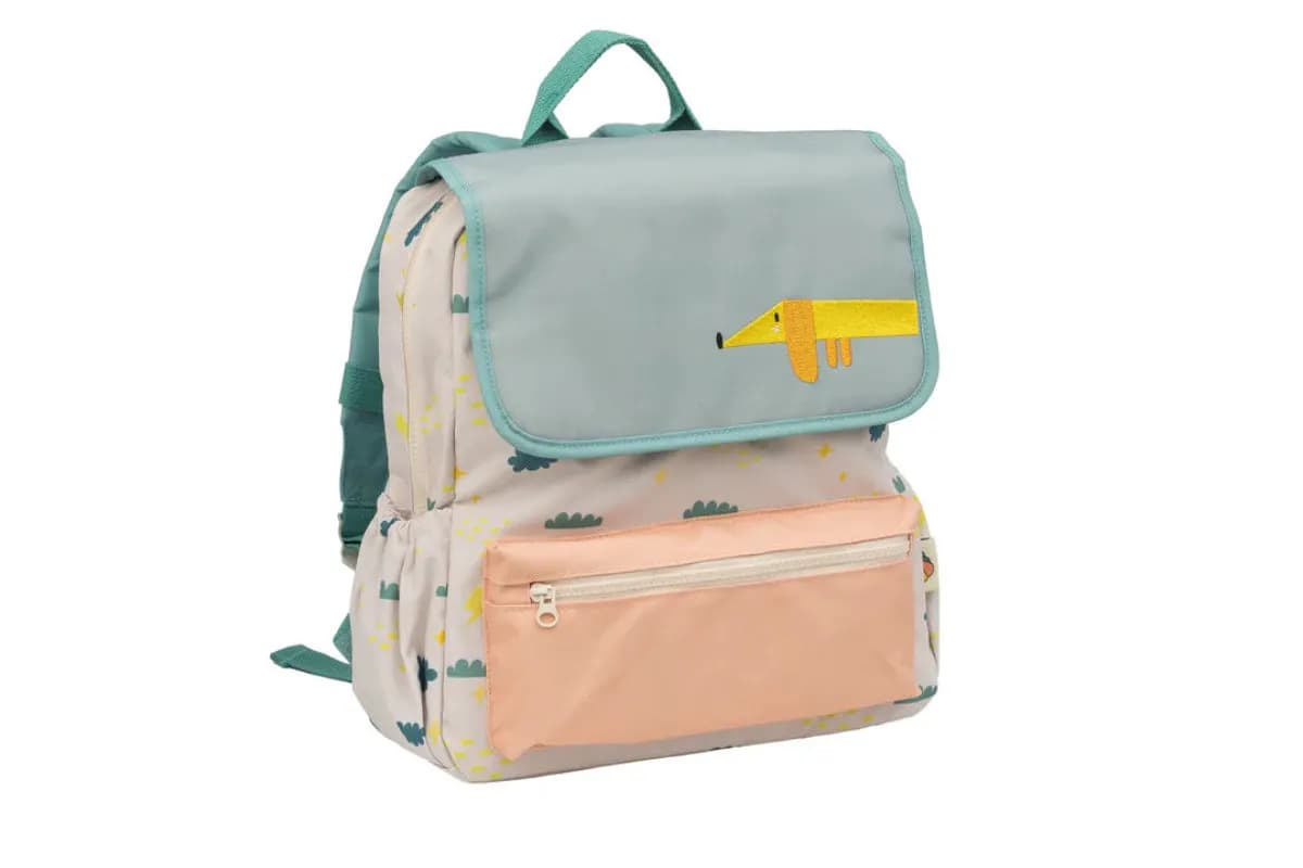 Plecak torba czy walizka tekst – poznaj radosną piosenkę dla dzieci