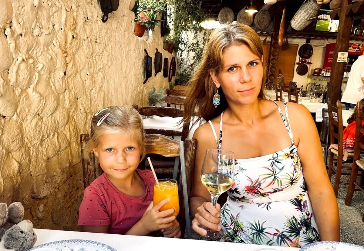 Ayia Napa gdzie zjeść - najlepsze restauracje, które musisz odwiedzić