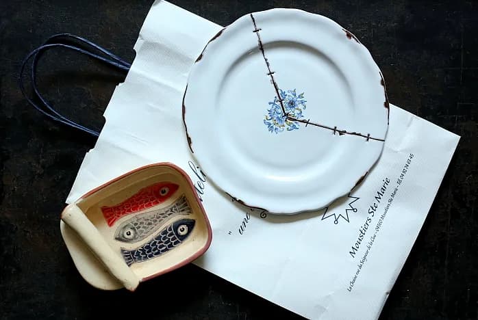 Co warto przywieźć z Francji? Odkryj unikalne pamiątki i smaki