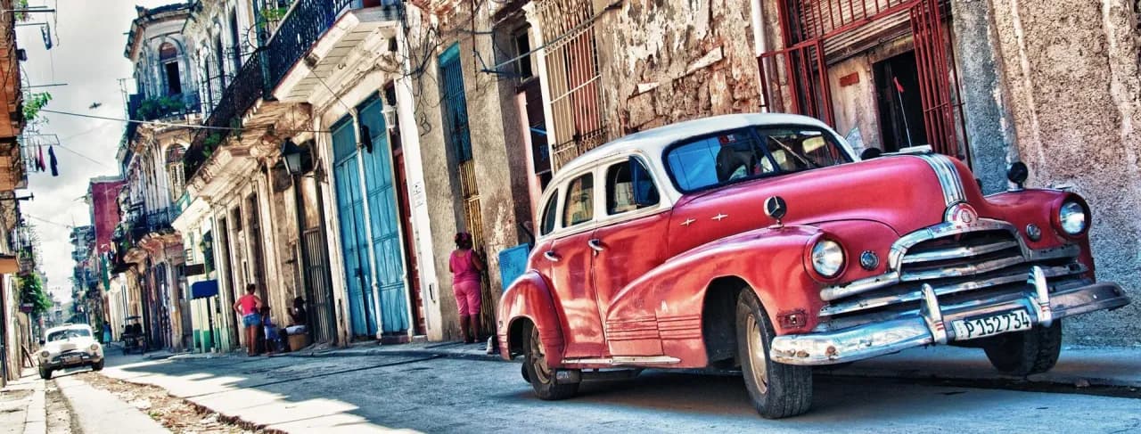 Kuba czy jest bezpiecznie? Poznaj zagrożenia i jak się chronić