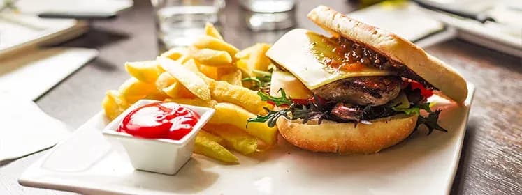 Gdzie zjeść w Bydgoszczy? Odkryj najlepsze miejsca na posiłek